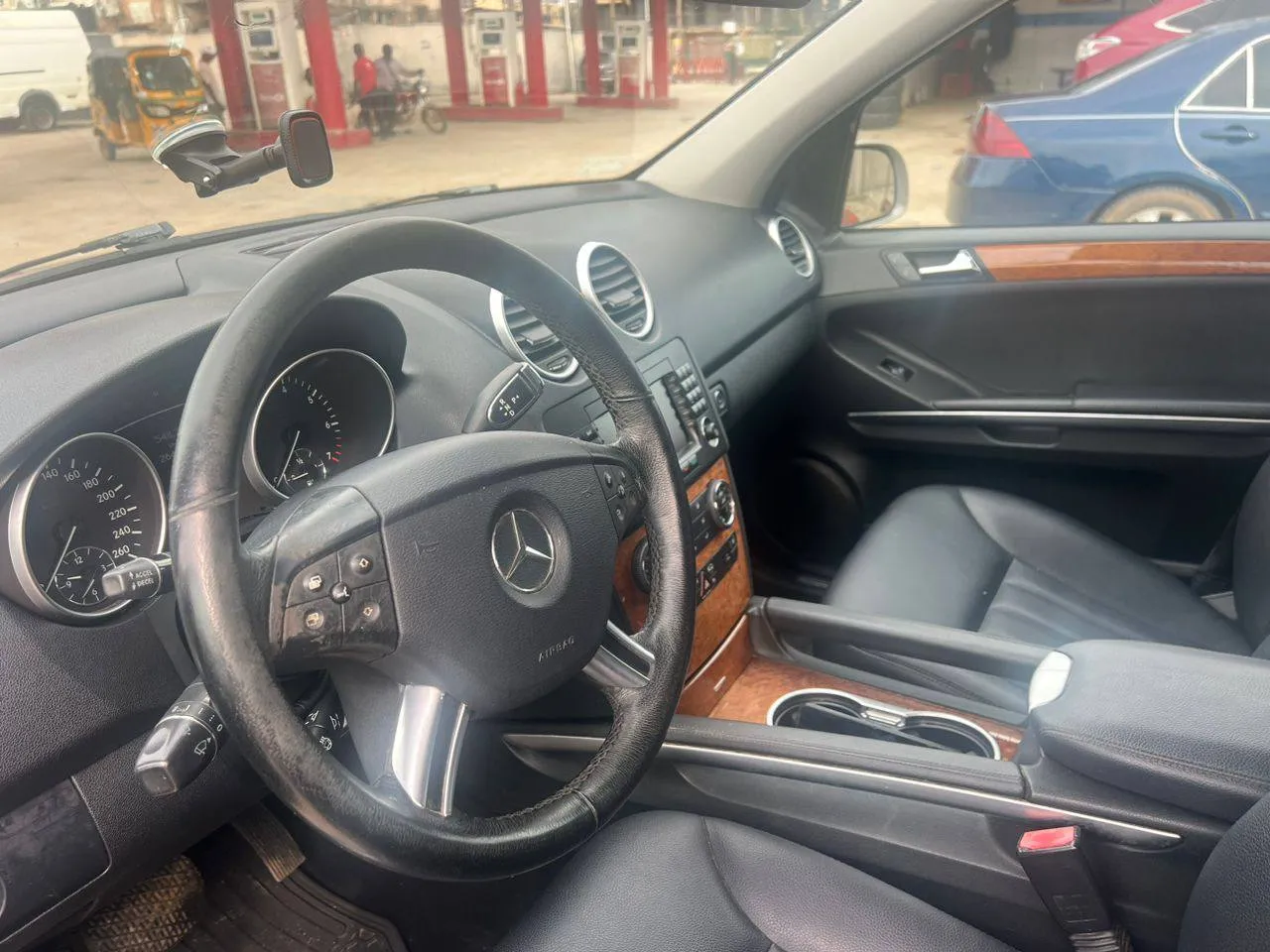 Lexus TX 350